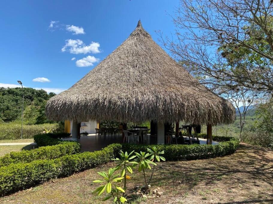 Finca Campestre Con Hermosa Vista アナポイマ エクステリア 写真